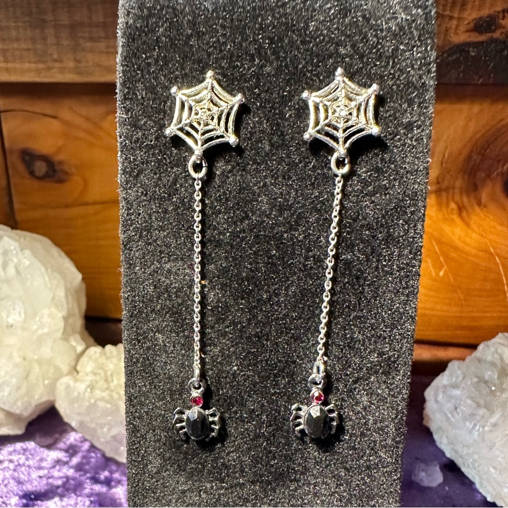 Halloween Spider with Spider Web Dangle Earrings